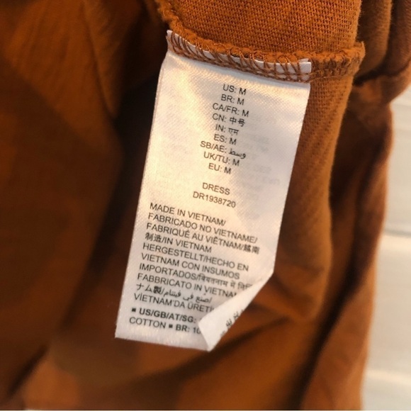 Daily Ritual Sleeveless Dress, Small Slit - Picture 6 of 6